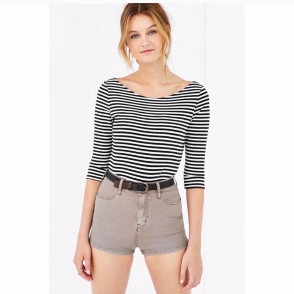 Urban Outfitters BDG Katie Super High Rise Shorts - Picture 2 of 7